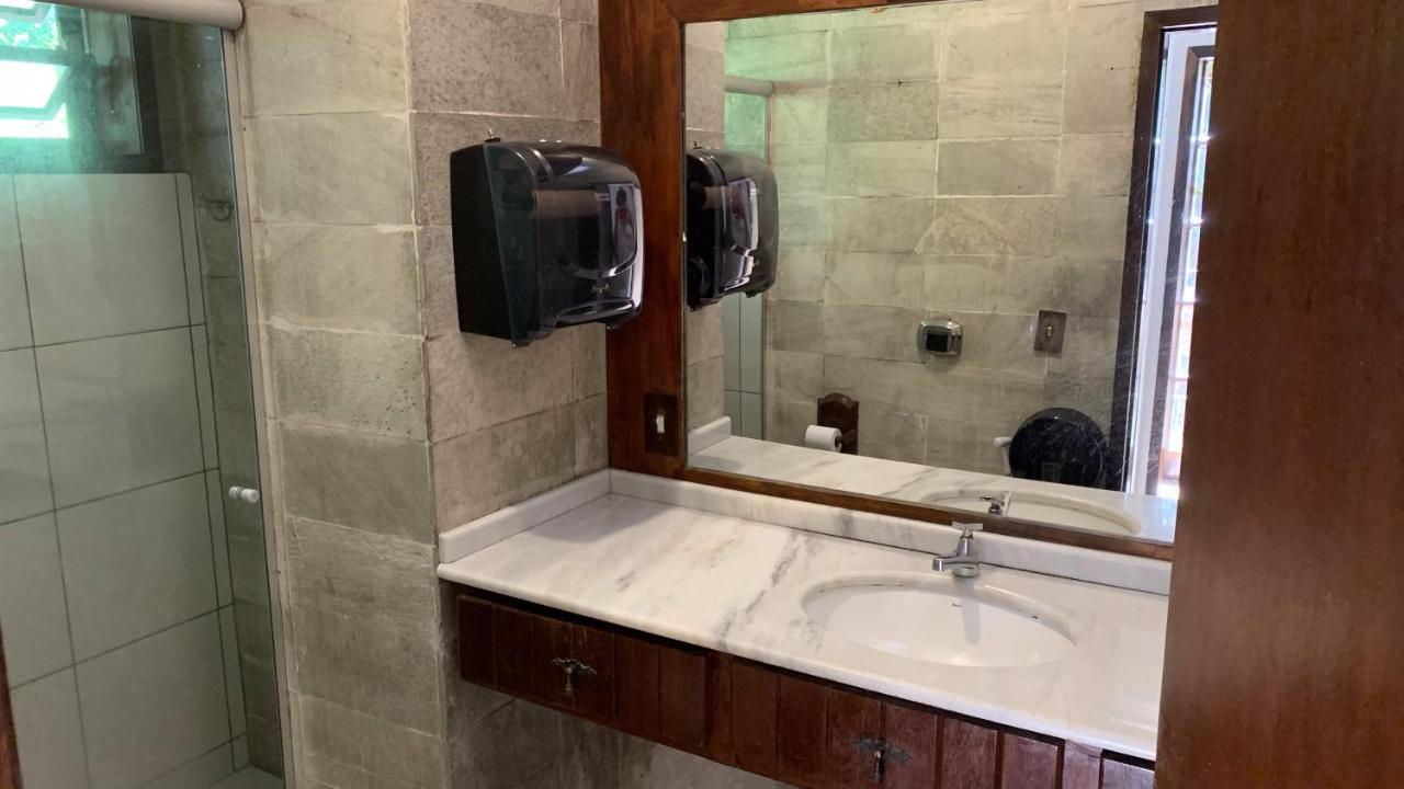 Gajah Hotel Joinville Luaran gambar